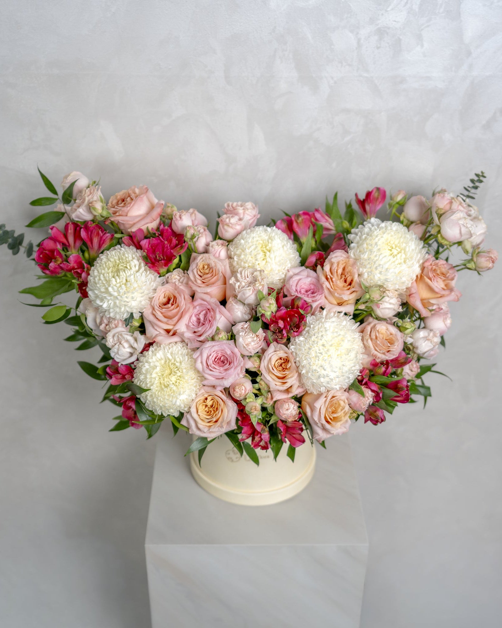 Elegant Blush, pink roses bouquet, from Uniflora Dubai (alternate view)