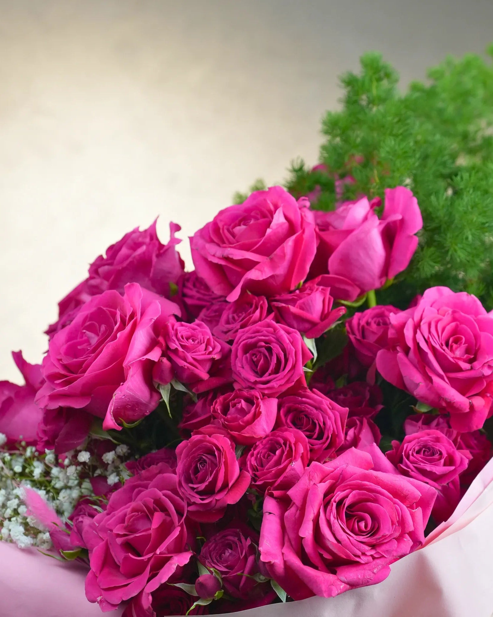 Hot Pink, pink roses bouquet, from Uniflora Dubai (alternate view)