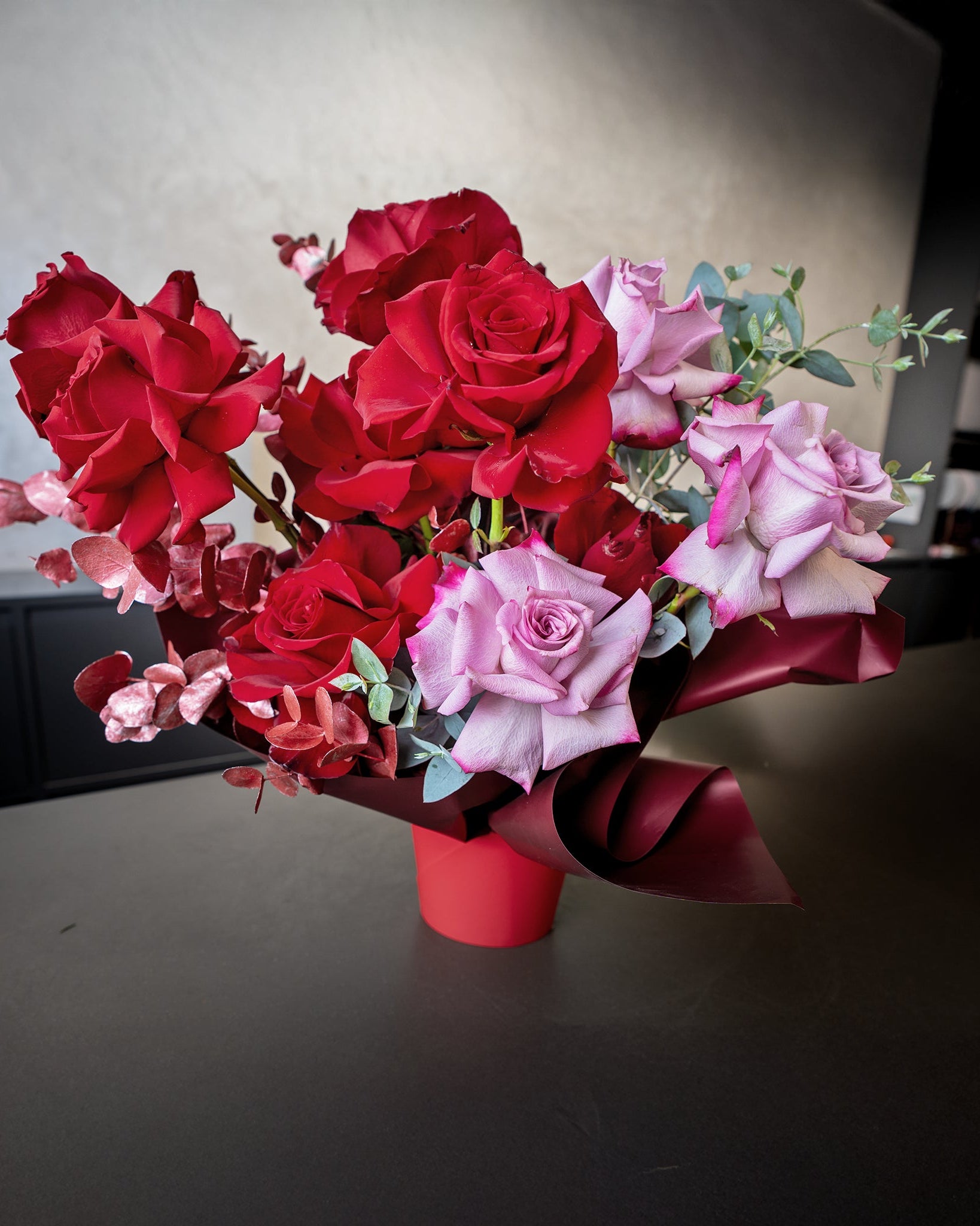 Mystic Red Roses - Uniflora