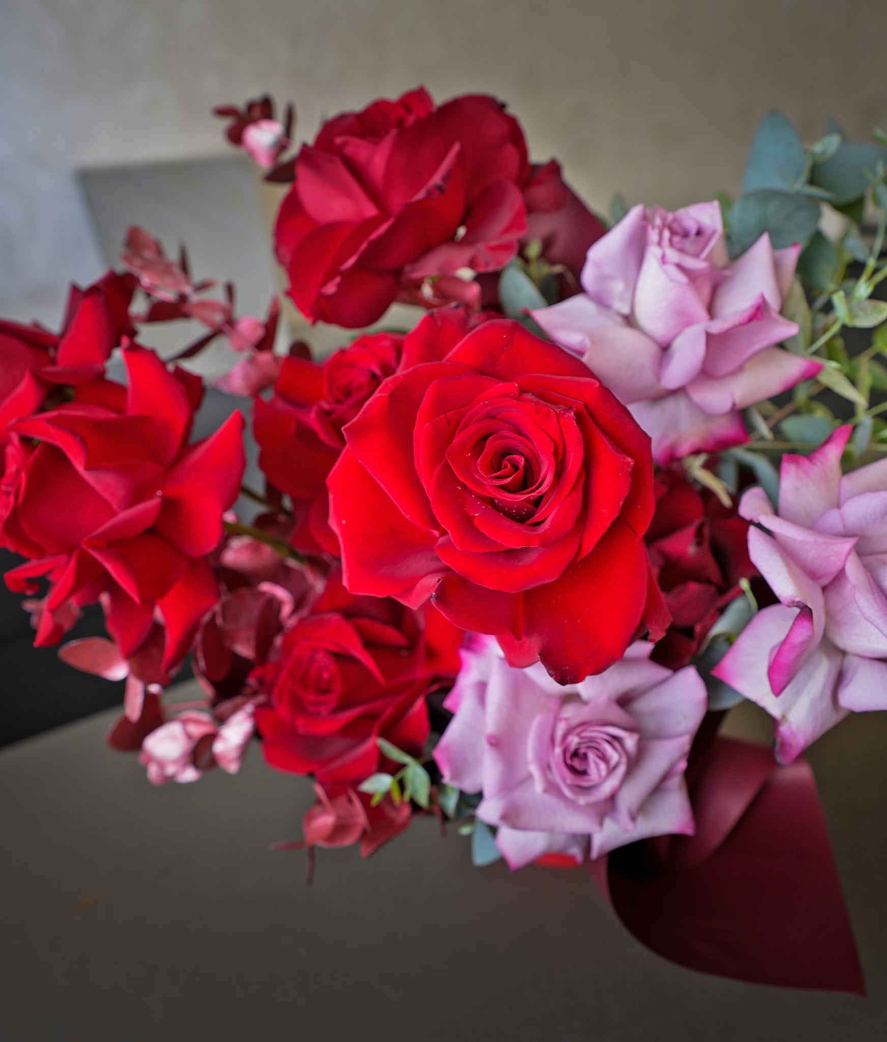 Mystic Red Roses - Uniflora