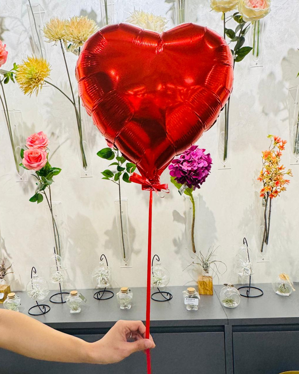 Red Heart Balloon - Uniflora