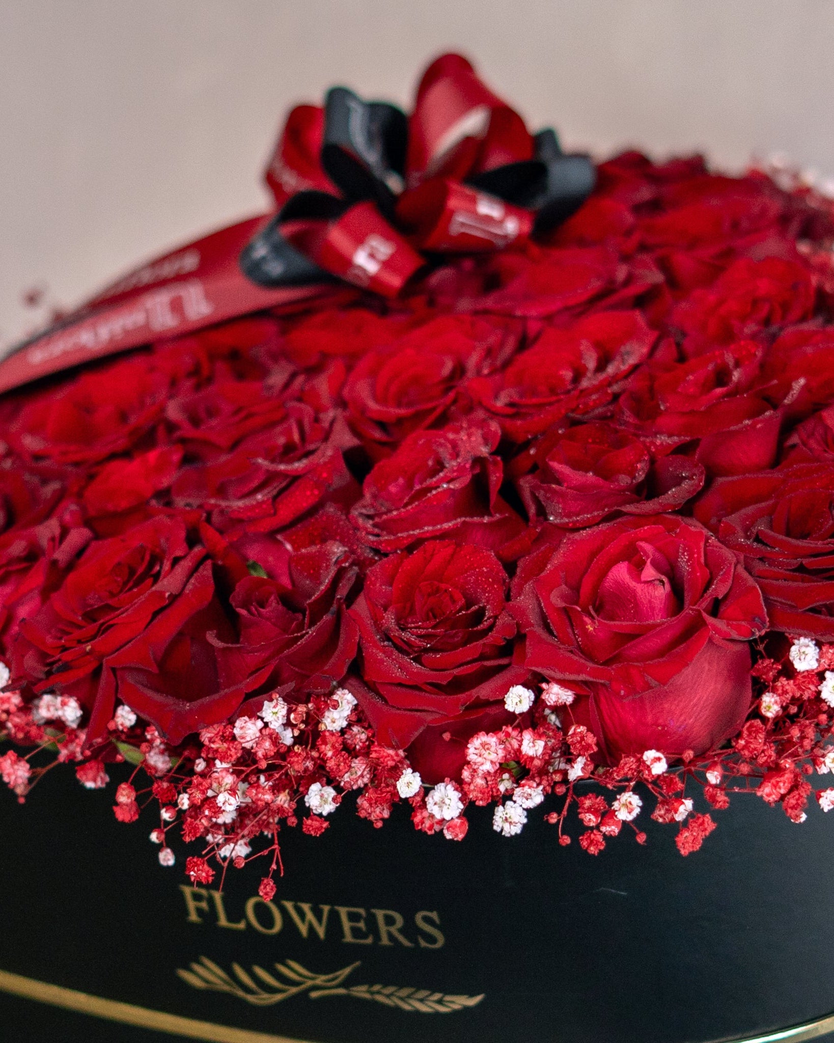 Red Roses Velvet Heart - Uniflora