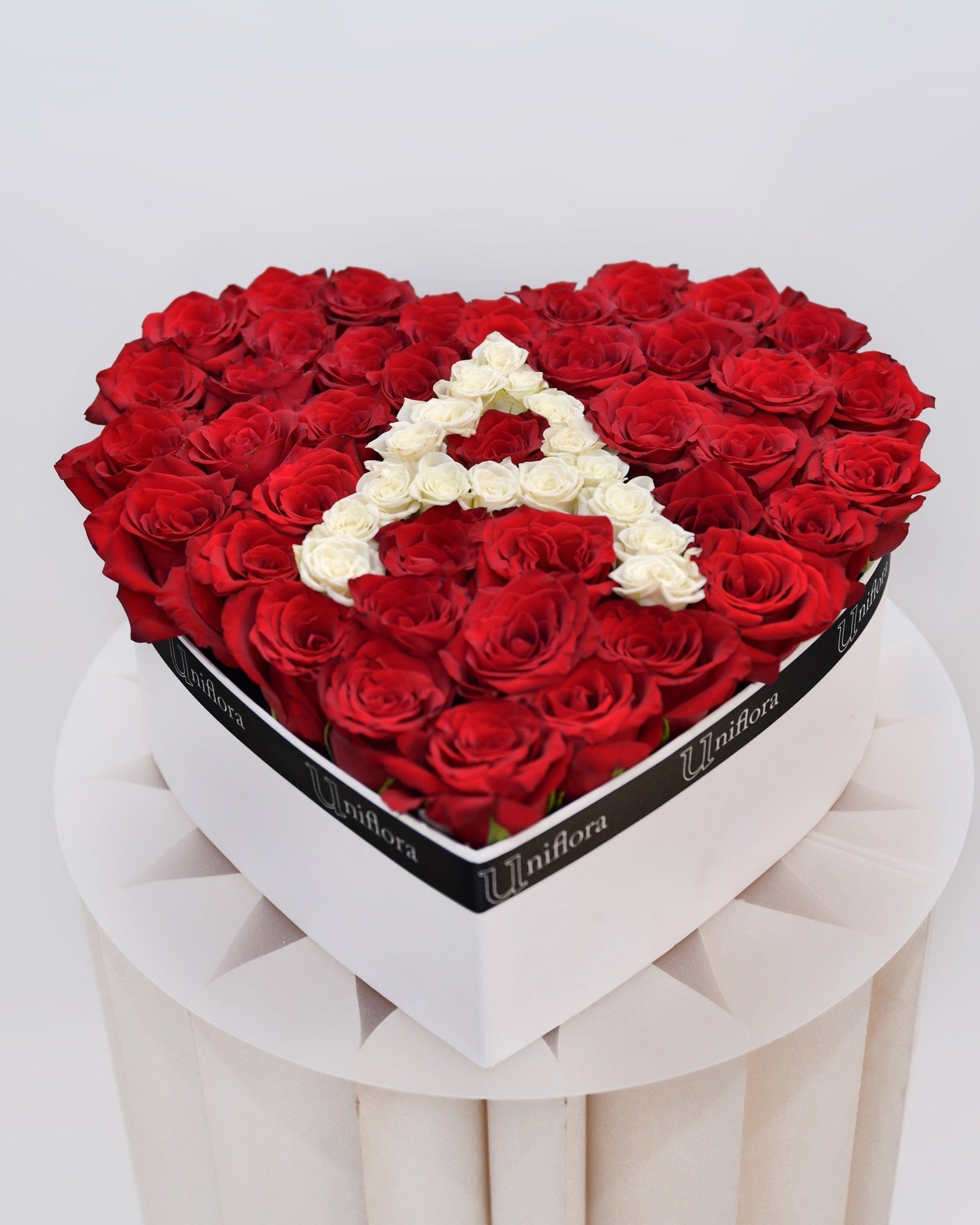 Roses Heart Box With Letter - Uniflora