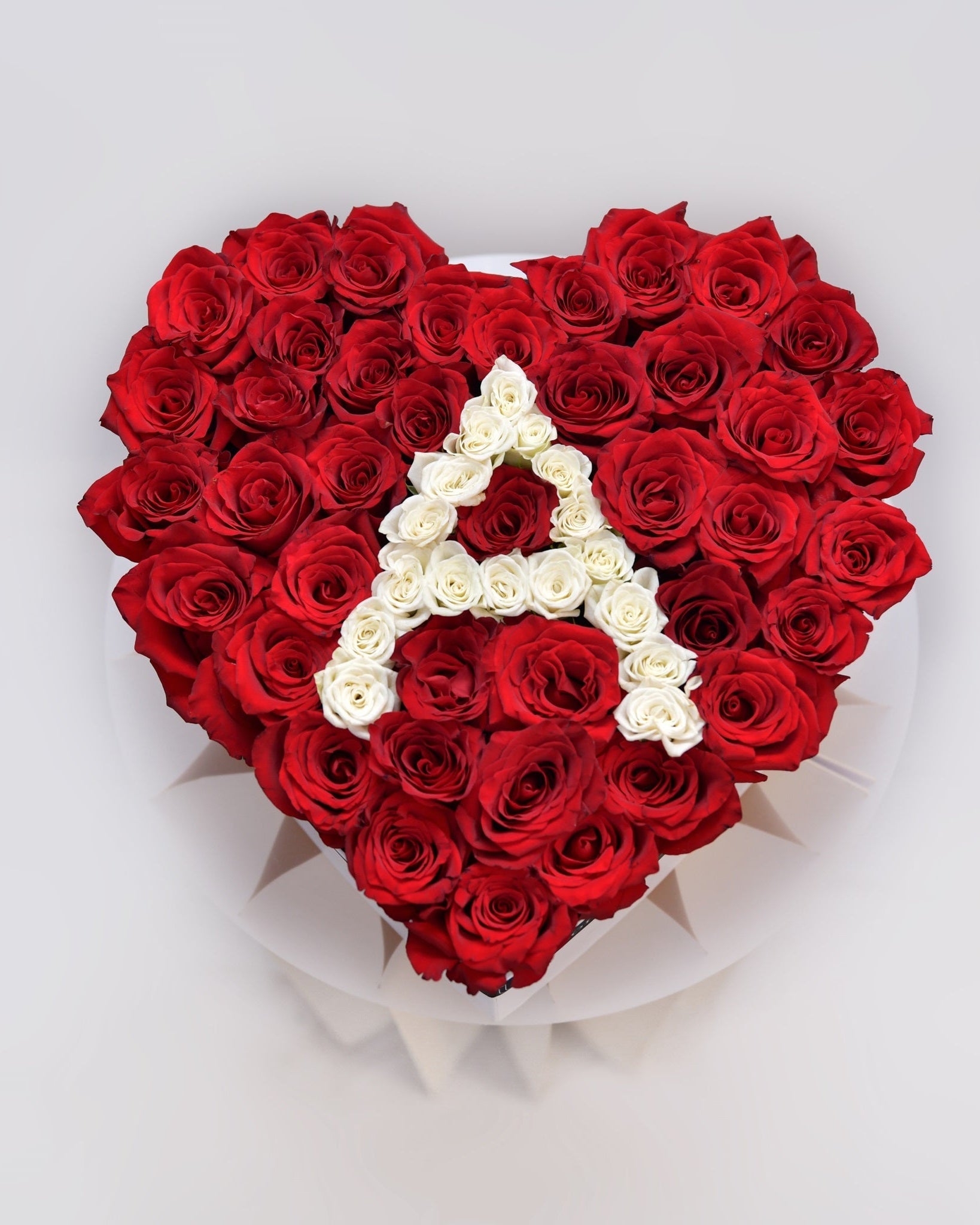 Roses Heart Box With Letter - Uniflora