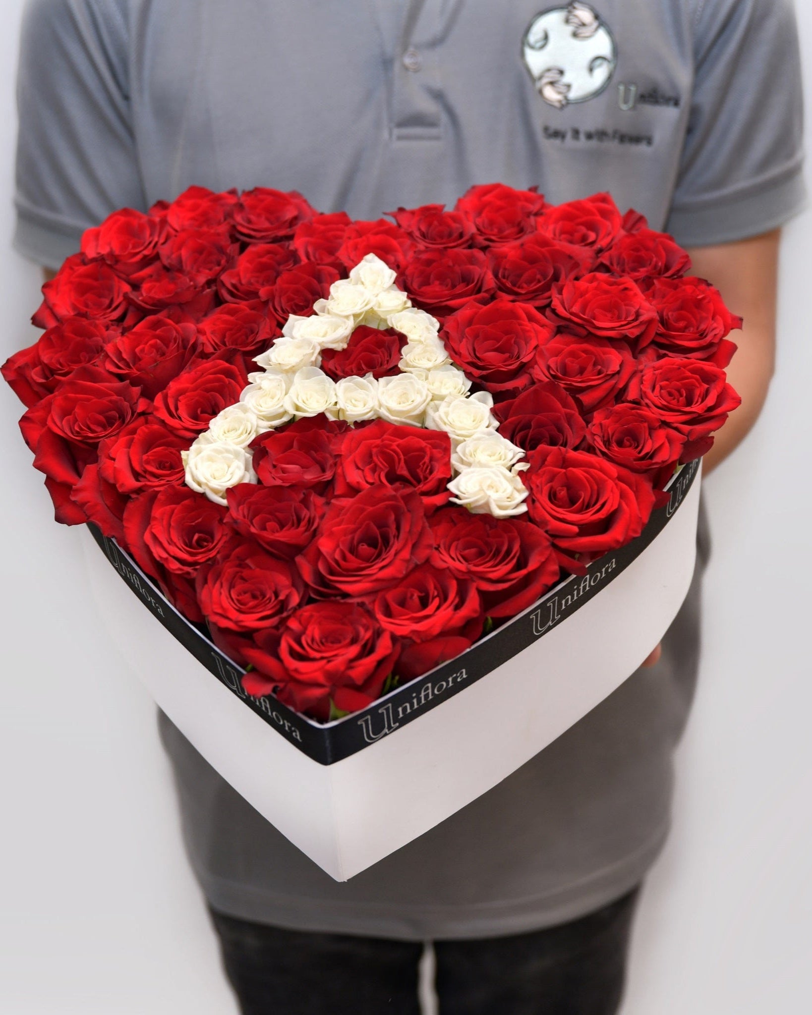 Roses Heart Box With Letter - Uniflora
