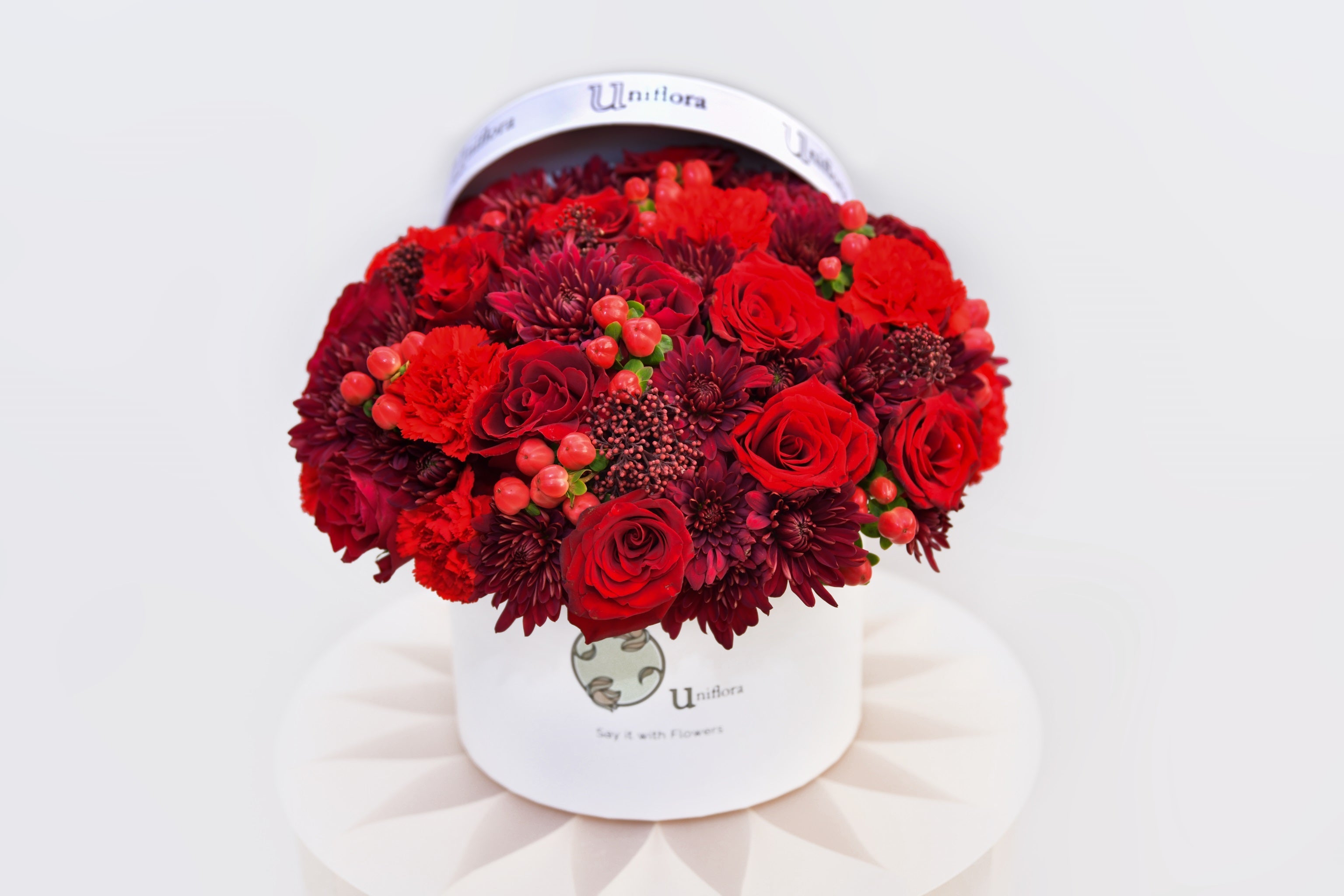 Scarlet Desire Box - Uniflora