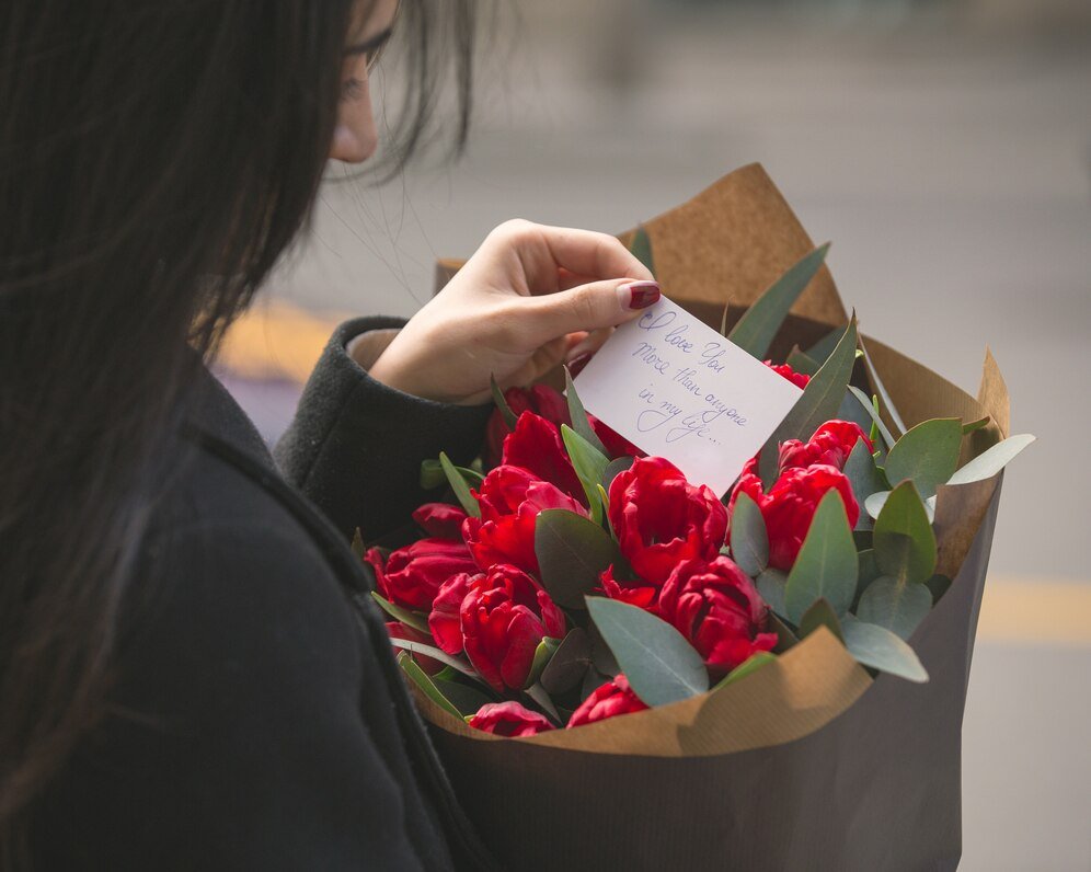 Top 5 Valentines Day Gift that you need to buy! - Uniflora