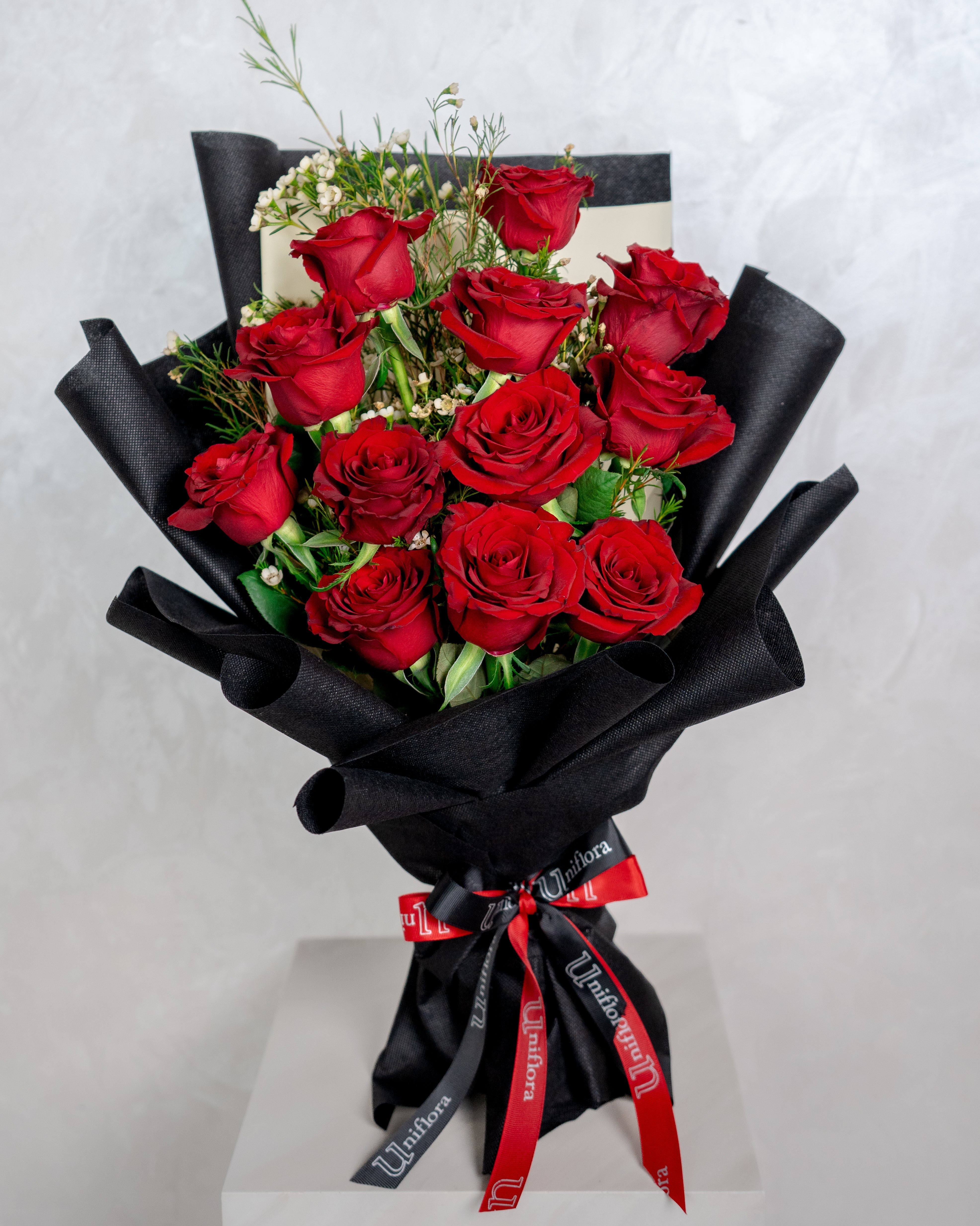 12 Red Roses Bouquet - Uniflora