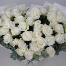 50 White Roses Grande - Uniflora