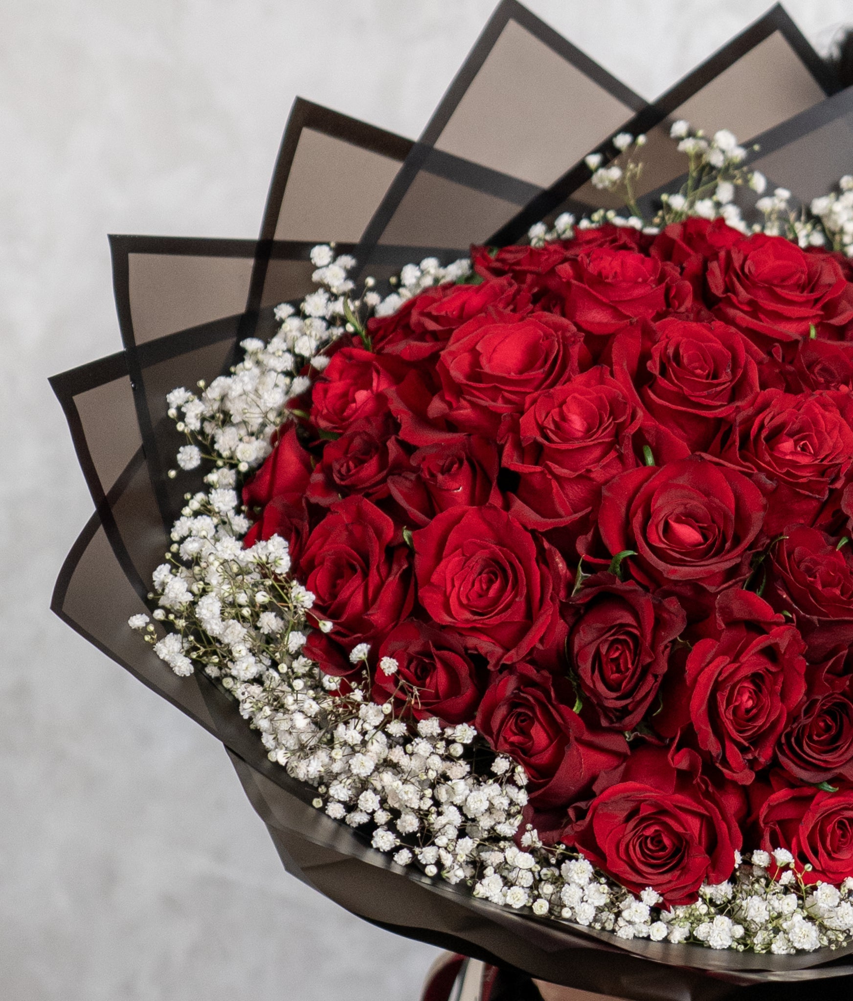 Lovestruck Red Roses - Uniflora