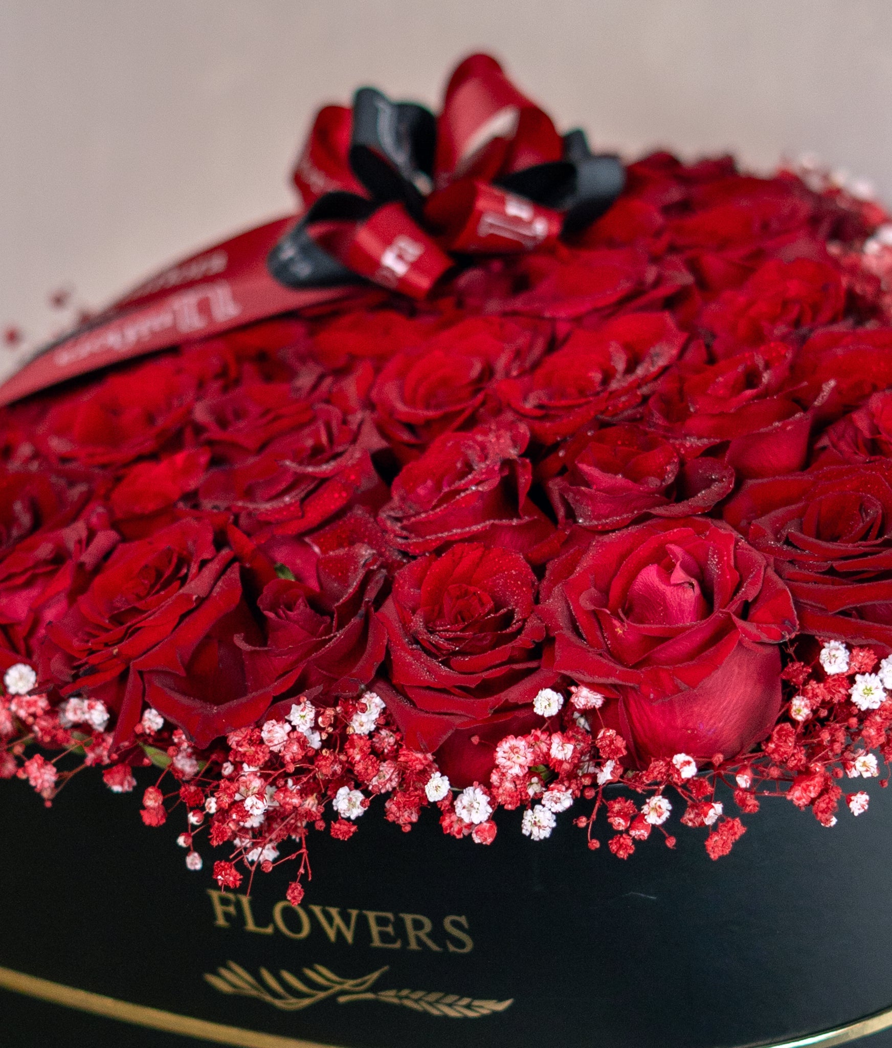 Red Roses Velvet Heart - Uniflora