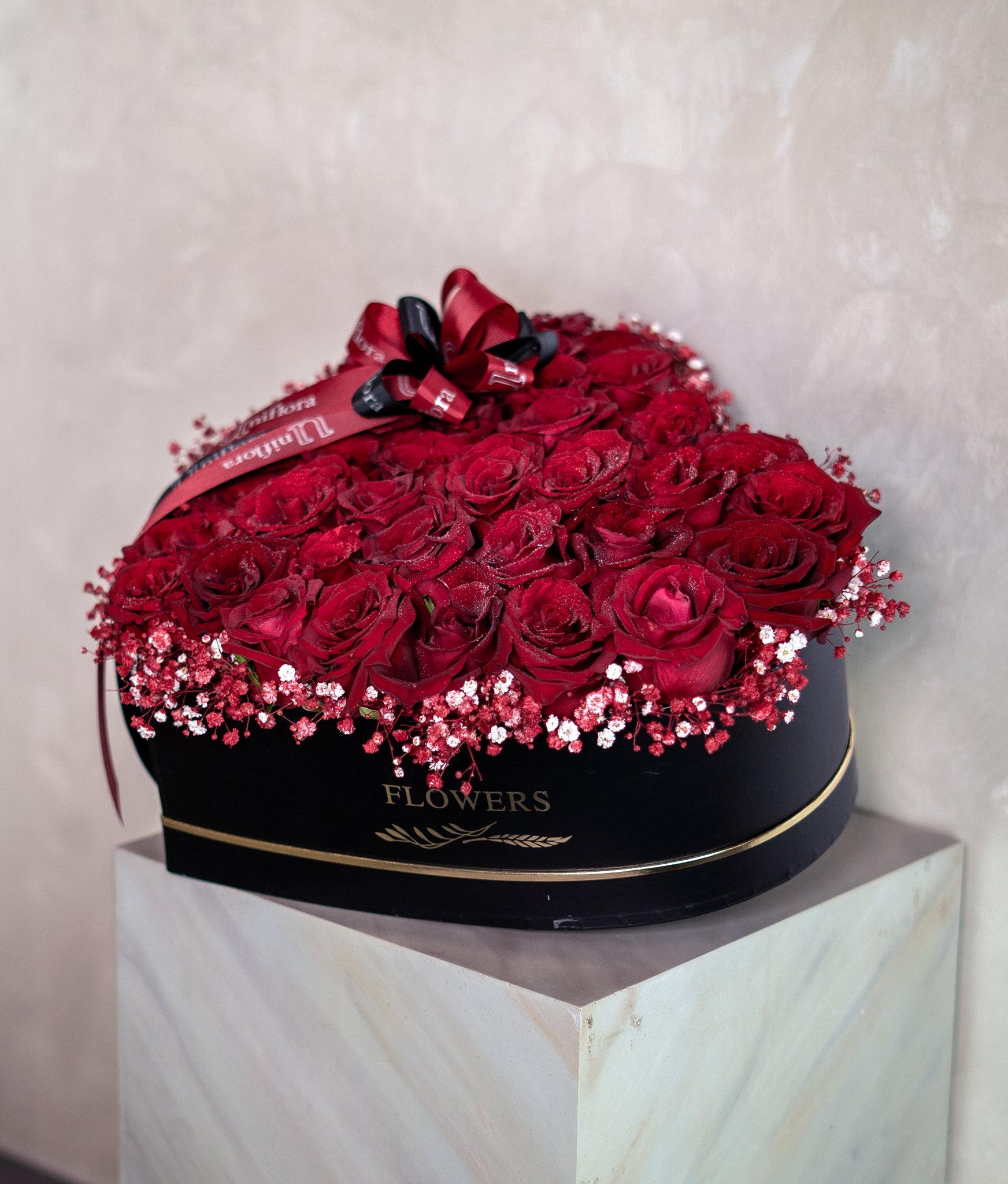 Red Roses Velvet Heart - Uniflora