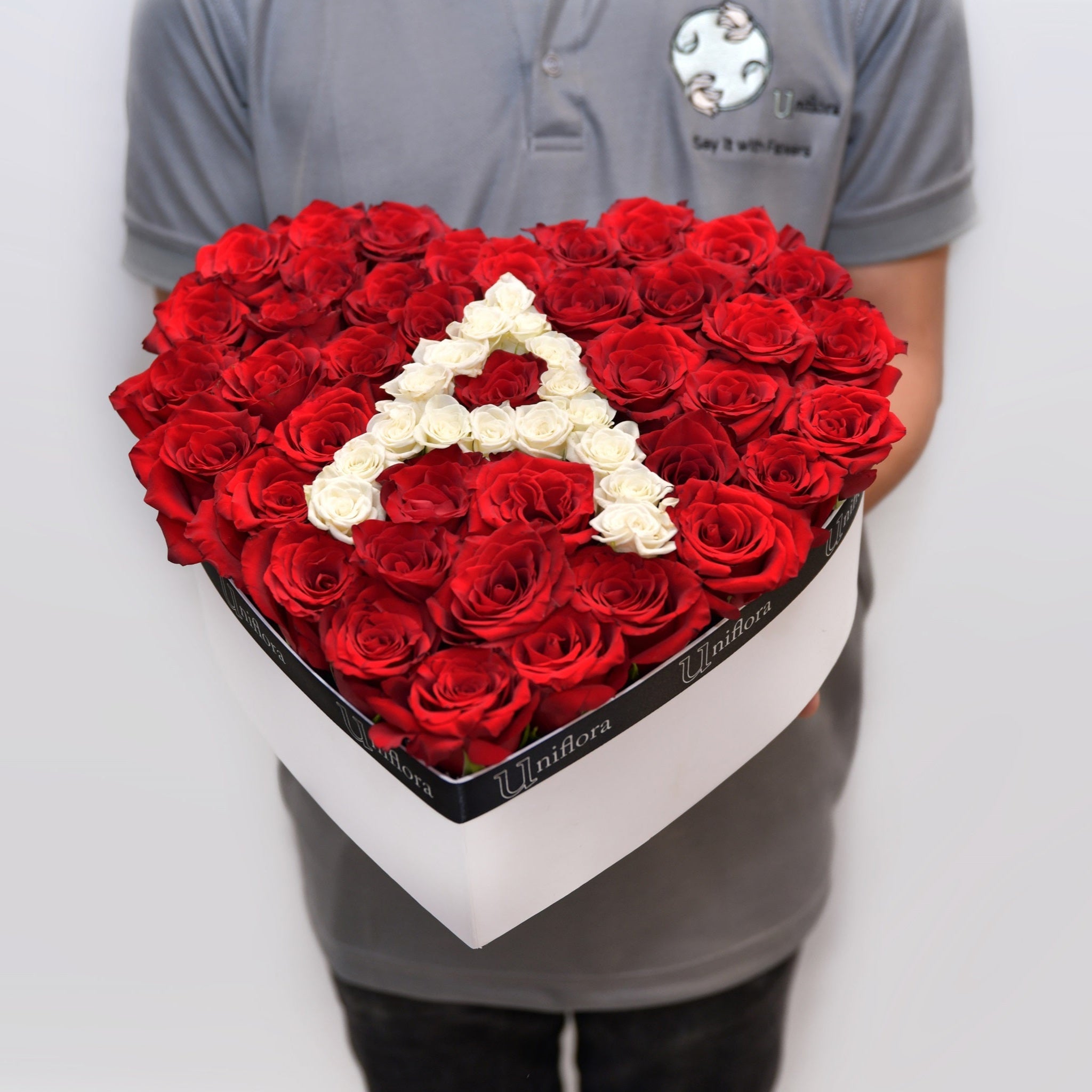 Roses Heart Box With Letter - Uniflora