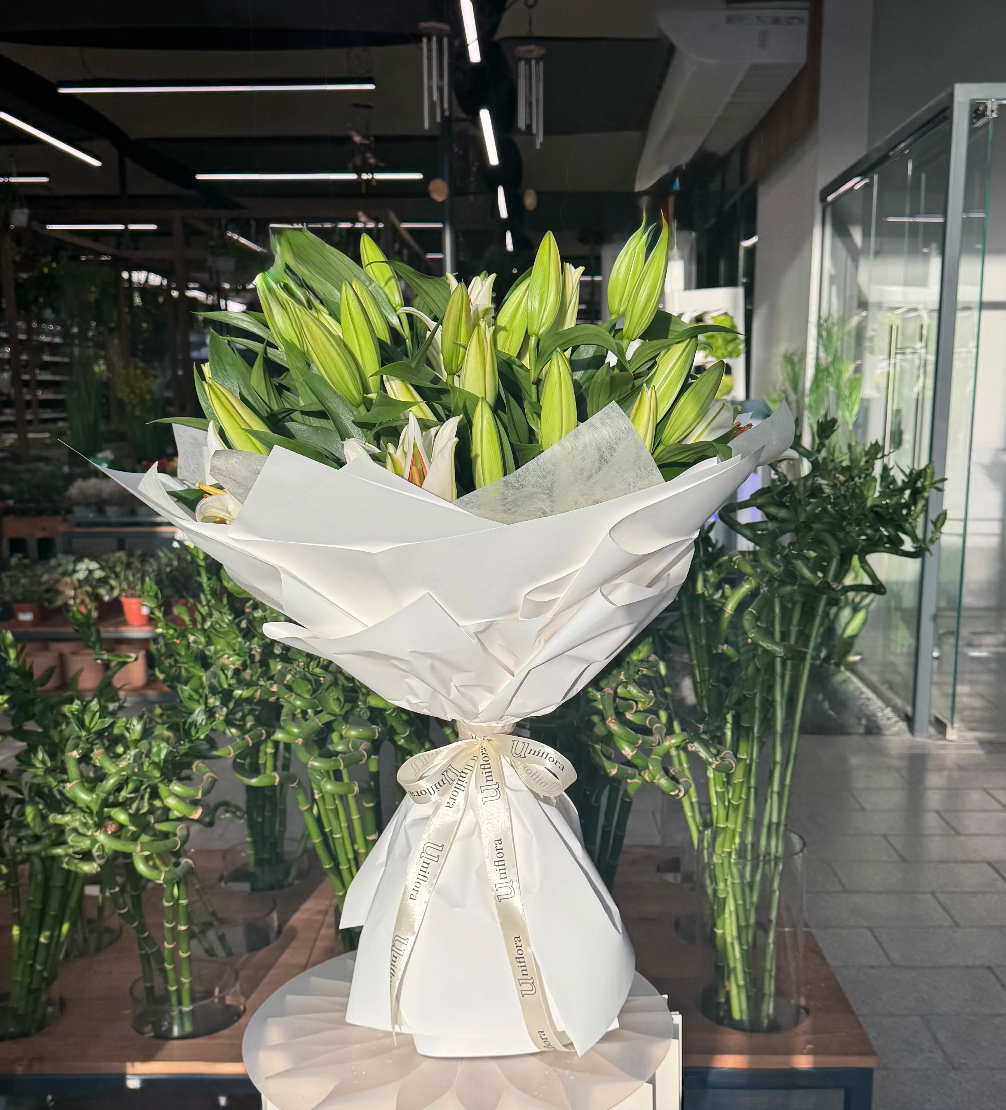 White Lily Bouquet - Uniflora