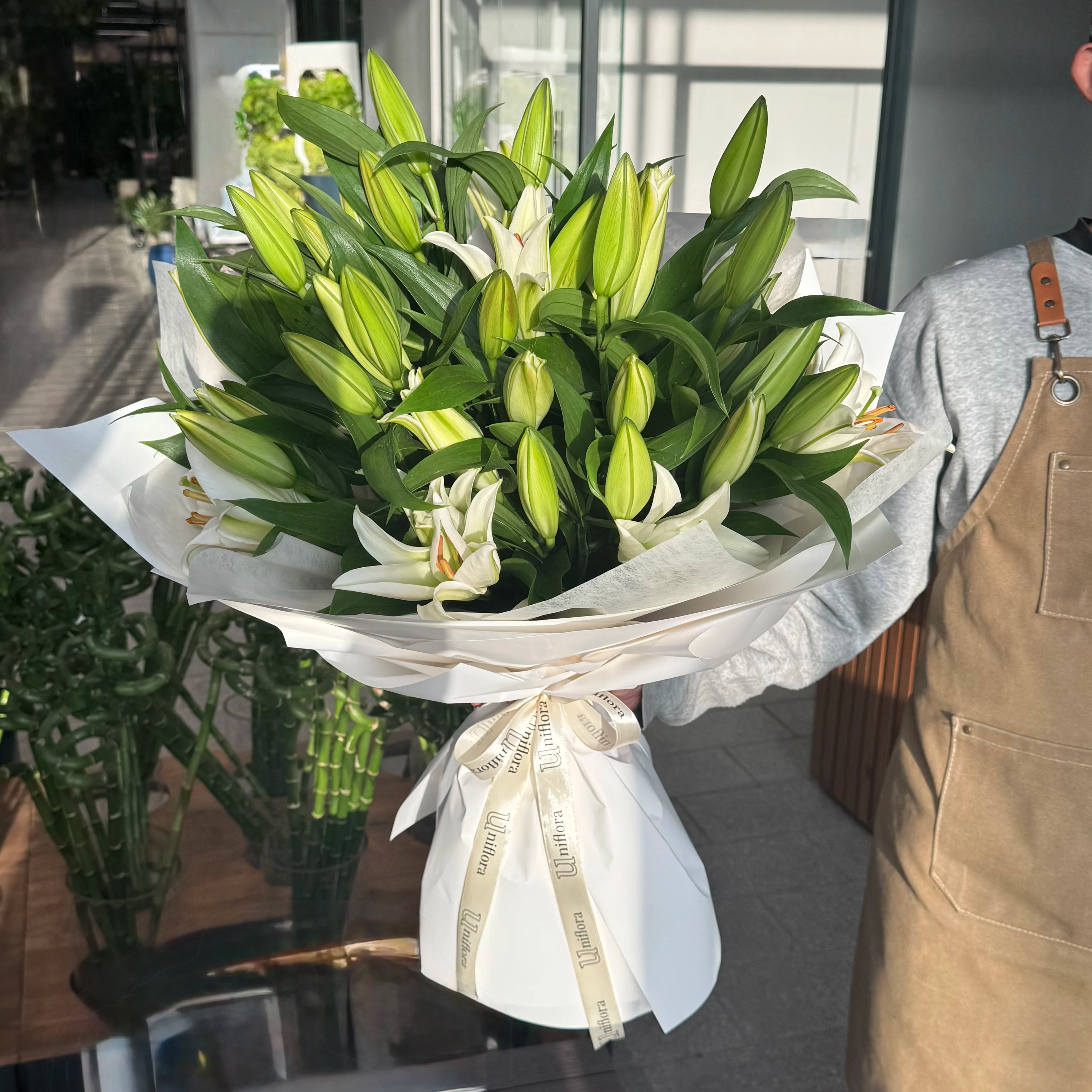White Lily Bouquet - Uniflora